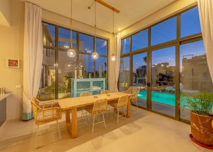 La Casa De Playa Tawila On Island 4br Private With Heated Pool *